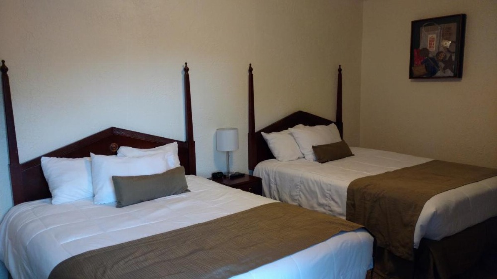 Room image 3